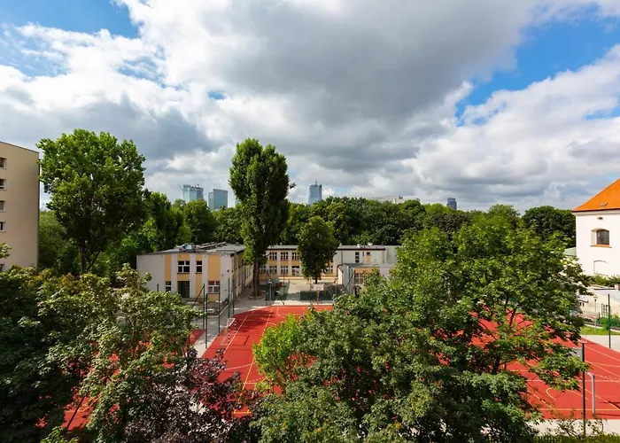 Niecala Renters شقة وارسو