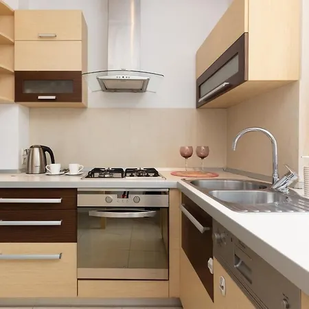 Niecala Renters Βαρσοβία