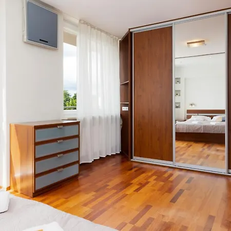 Niecala Renters Appartement Warschau